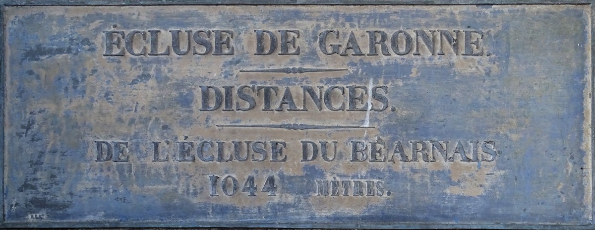 Les canaux de Brienne, du Midi, de Jonction et de la Robine de plaque en&nbsp;plaque