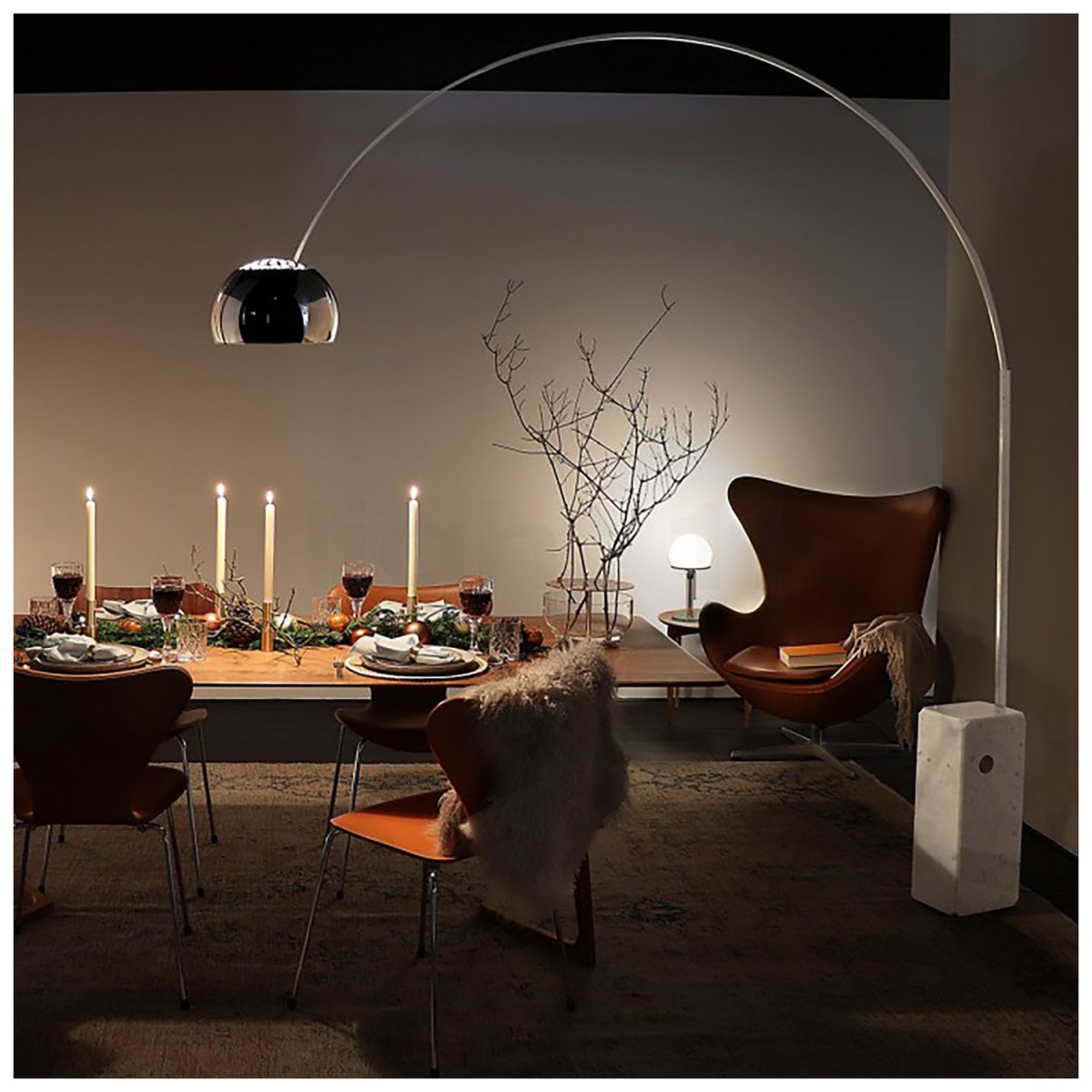 Quelques meubles et luminaires du XXe&nbsp;siècle